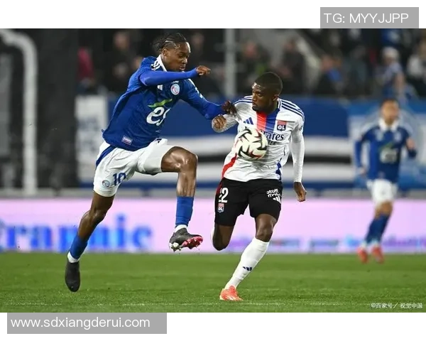 切尔西主场迎战莫坎比期待精彩对决展现足球魅力与激情 切尔西主场迎战莫坎比期待精彩对决展现足球魅力与激情