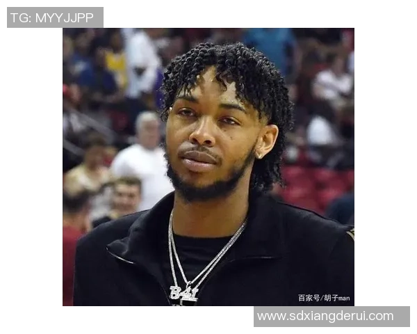 布兰登英格拉姆：从新秀到全明星的成长之路与篮球梦想