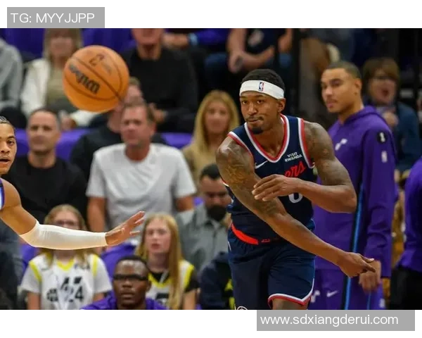 快船与勇士首轮对决揭幕战精彩回顾与分析 快船与勇士首轮对决揭幕战精彩回顾与分析