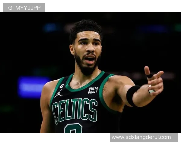 杰森塔图姆：从新星到超级巨星的篮球之路与未来展望